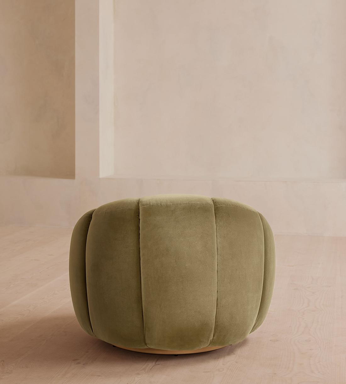 Garret Armchair - Velvet - Lichen - Images - Image 5